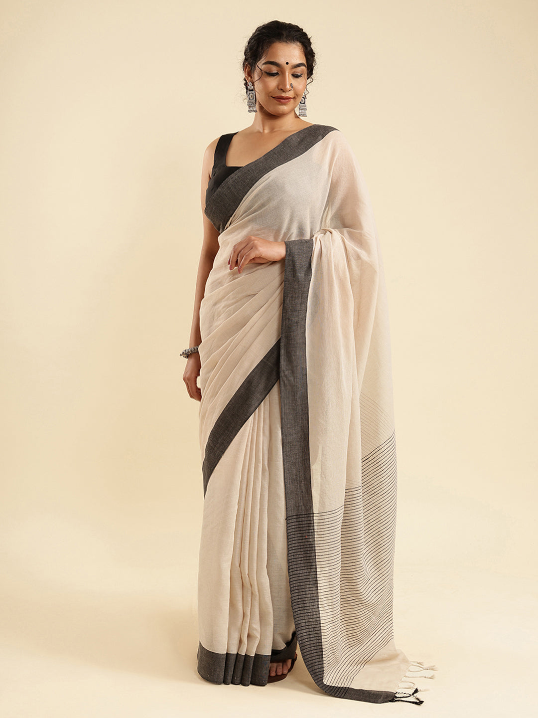 Charu Bengal Cotton Saree